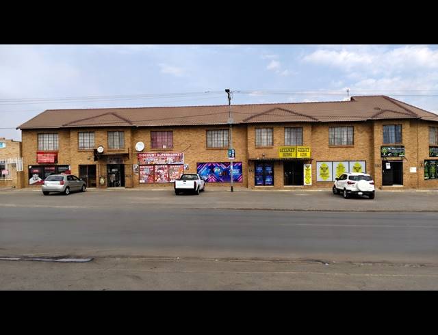 70M² RETAIL FOR SALE IN GREENHILLS